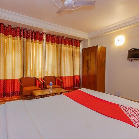 Oyo 795 Hotel Holiday Inn Kathmandu Exterior foto